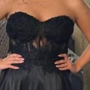 Elegant Black Evening Gown